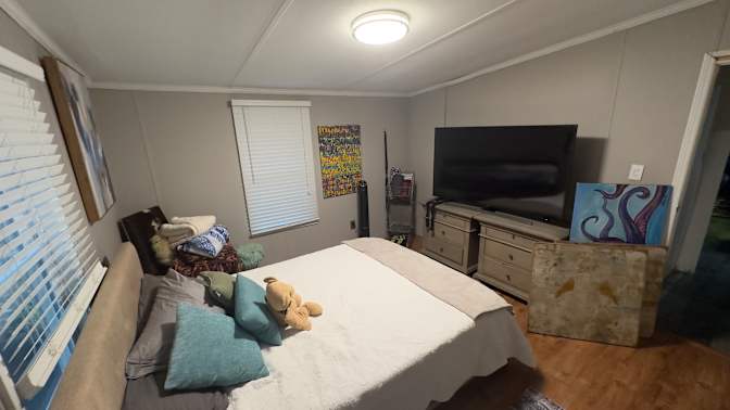 Frank's room