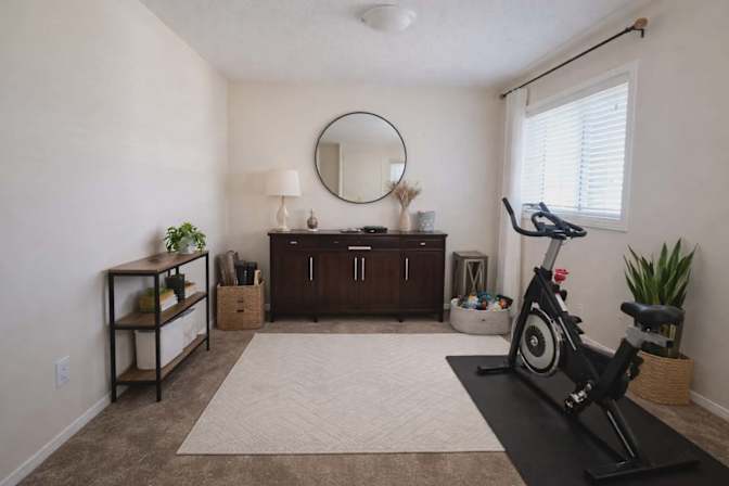 Courtney Marie Gunoff's room