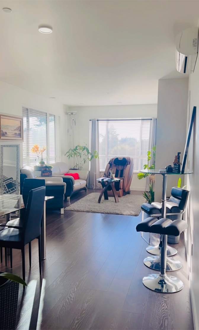 Leigh's room