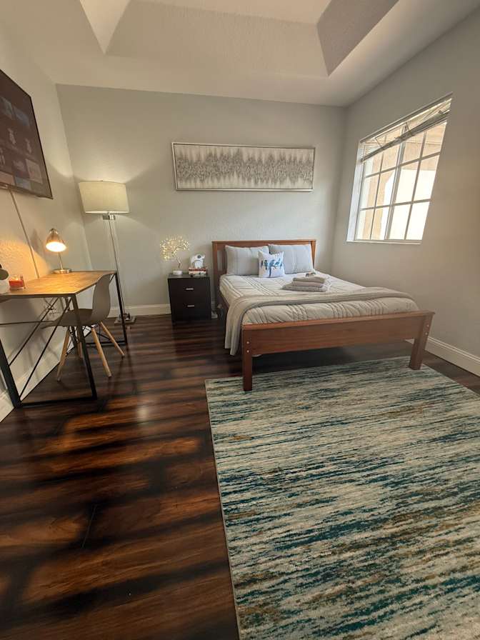 Javier Pazmino's room