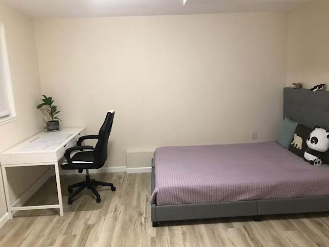 Gloria Lee's room