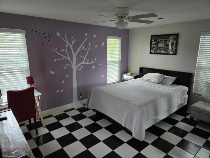 Quiet Corner's room