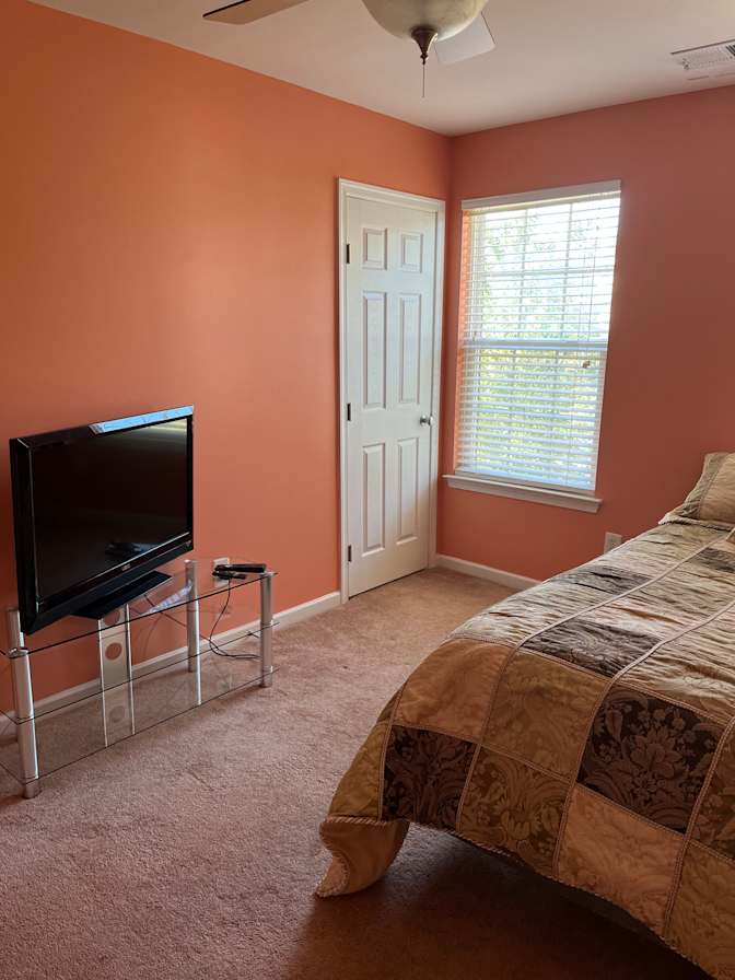 Regina R Watkins's room