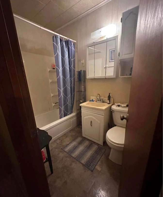 Jennifer's room