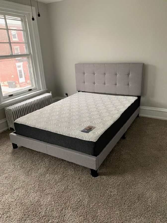 Andrew Kleinman's room