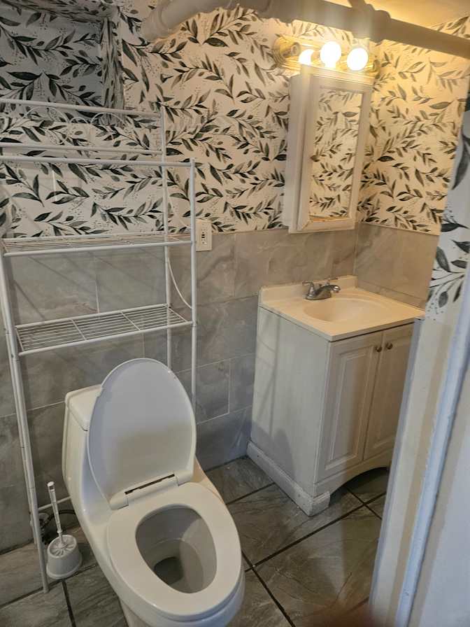 Linda Mensah's room
