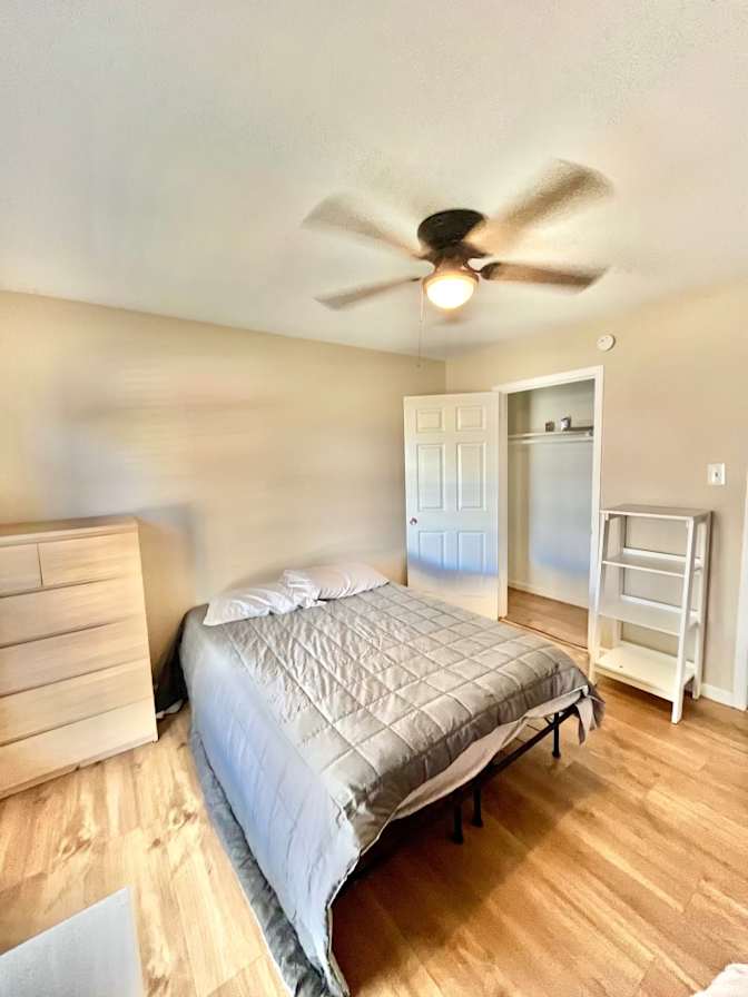 Carlos Hernandez's room