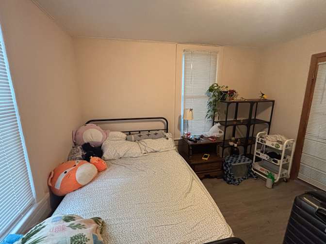 McCullough home's room