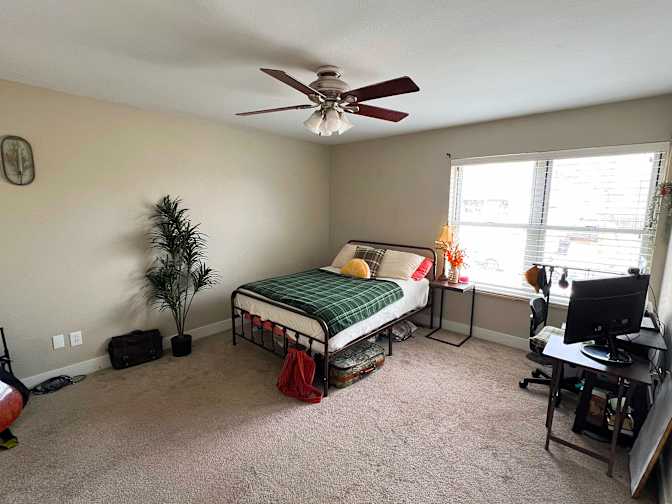 Jose's room