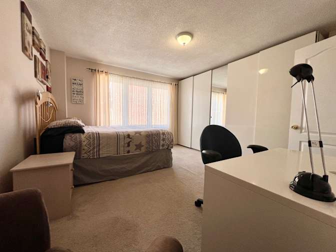 Mark Kay's room
