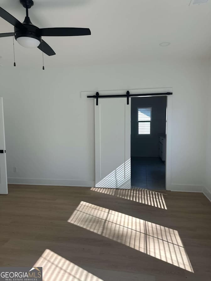 Alcove Rooms's room