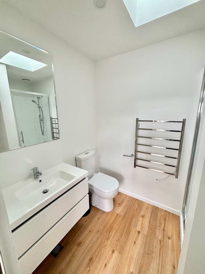 Kara Leonardo's room