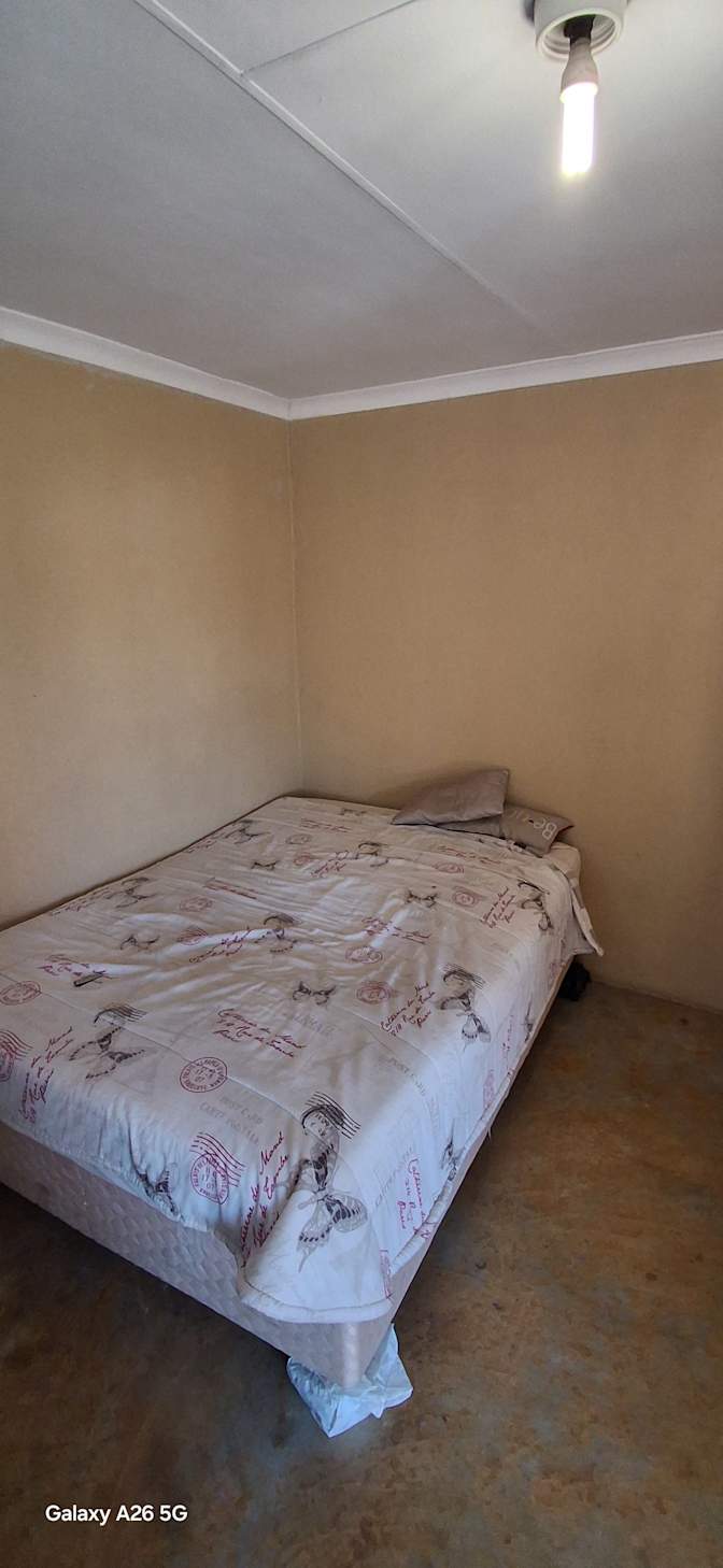 Siyabonga's room