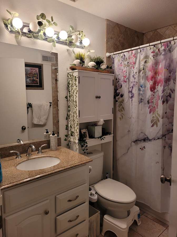 Stephanie's room