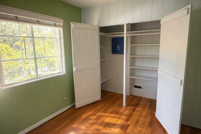 Mike Morrell's room