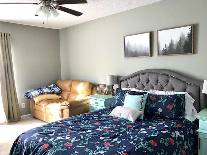 Alcove Rooms's room