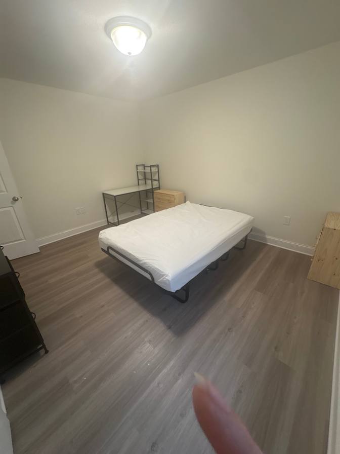 Jen's room