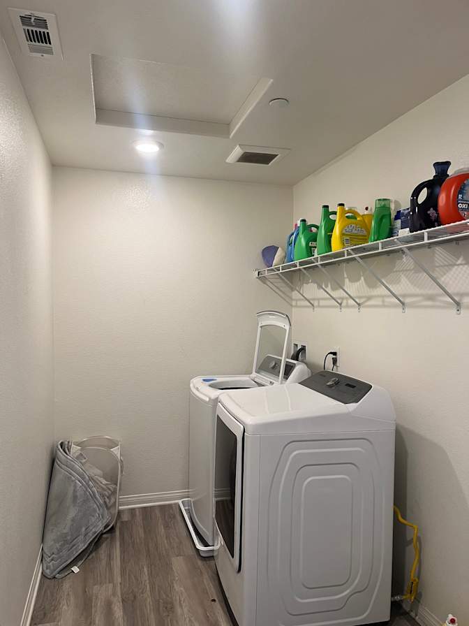 kat's room