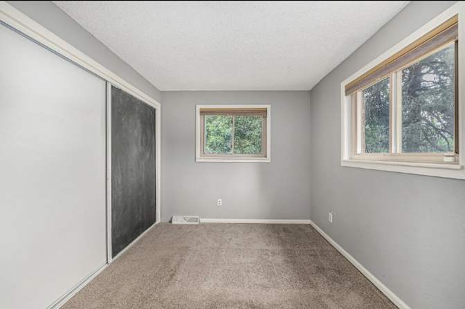 Layn's room