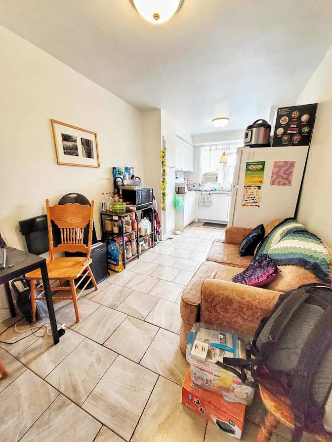 Sara's room