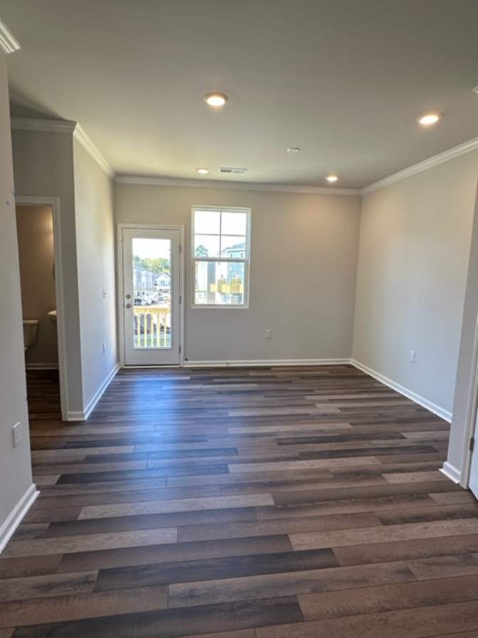 Alcove Rooms's room