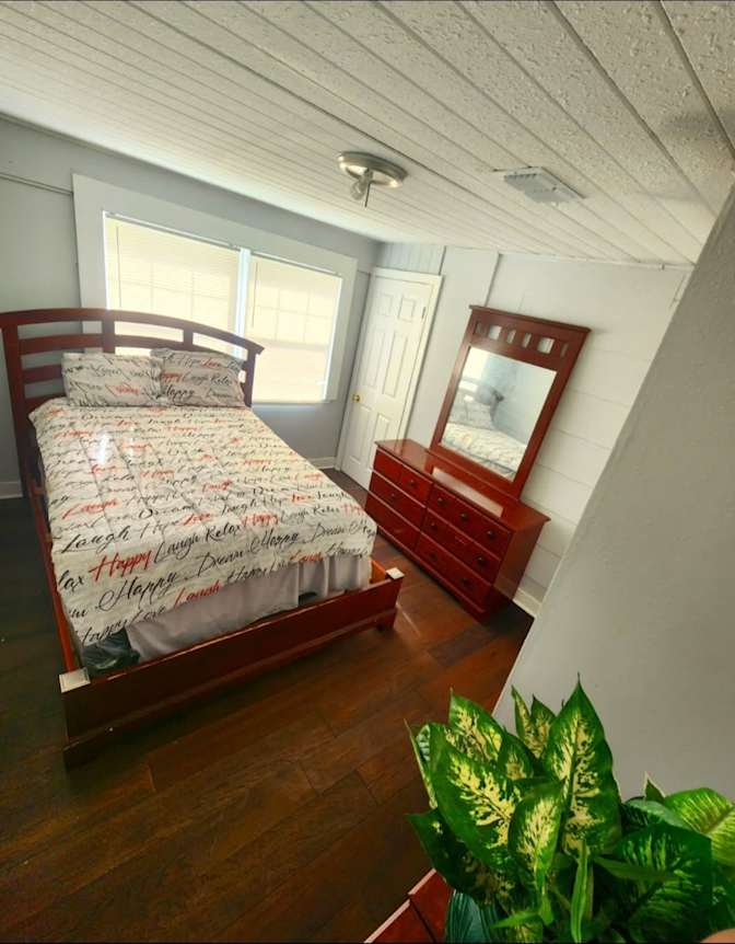 Always Welcome's room