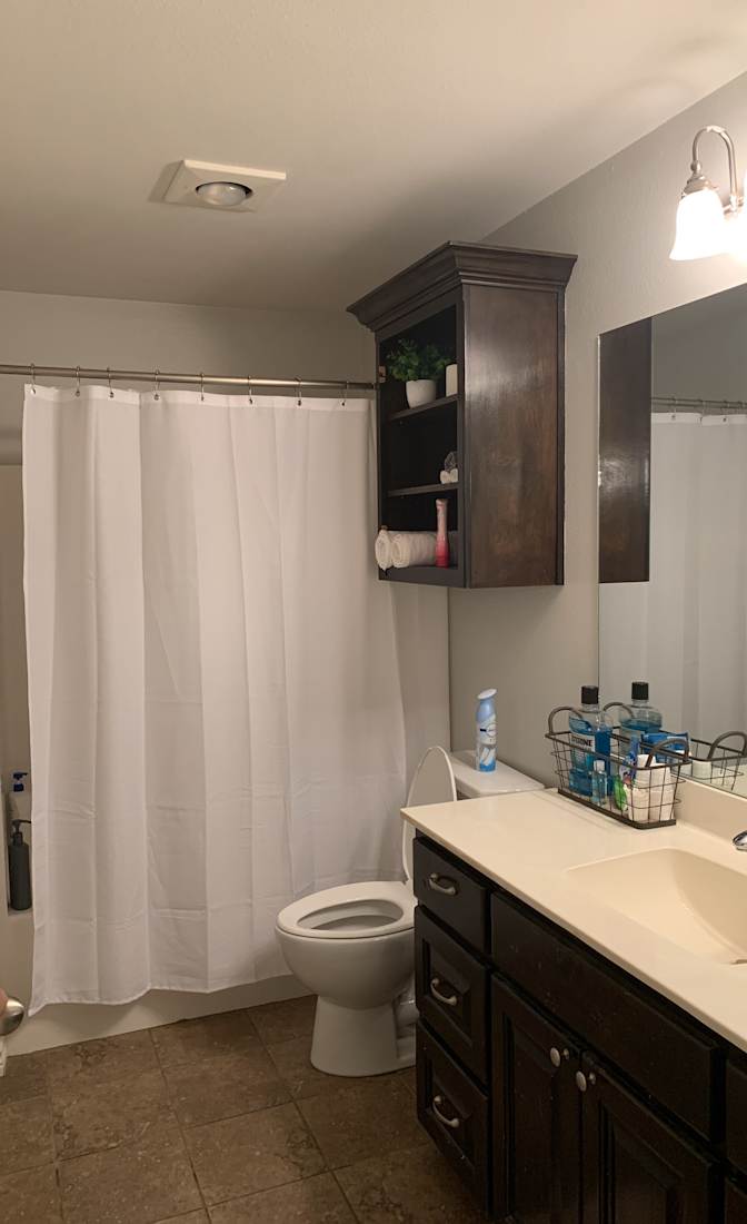 AVAILABLE AUGUST's room