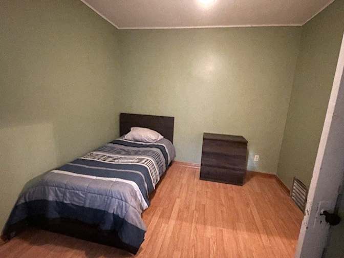 Lucas Bond's room