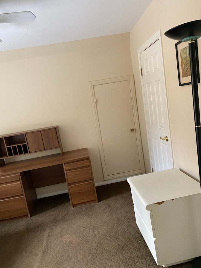Cindy's room