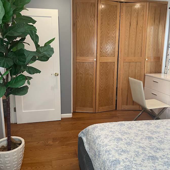 Jo's room