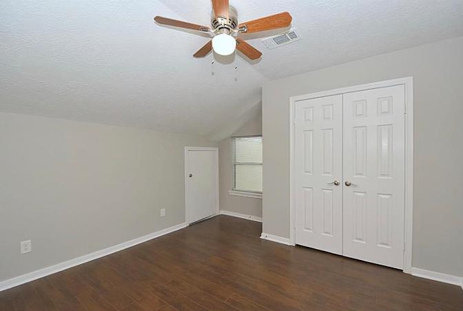 Carlos + Rahkel's room
