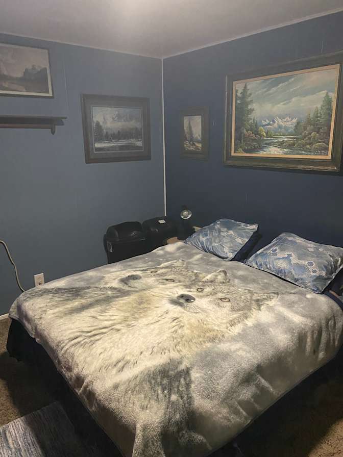 Dan's room