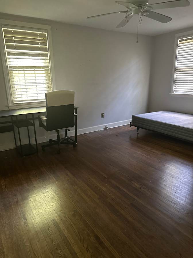 Peng Xiao Song's room