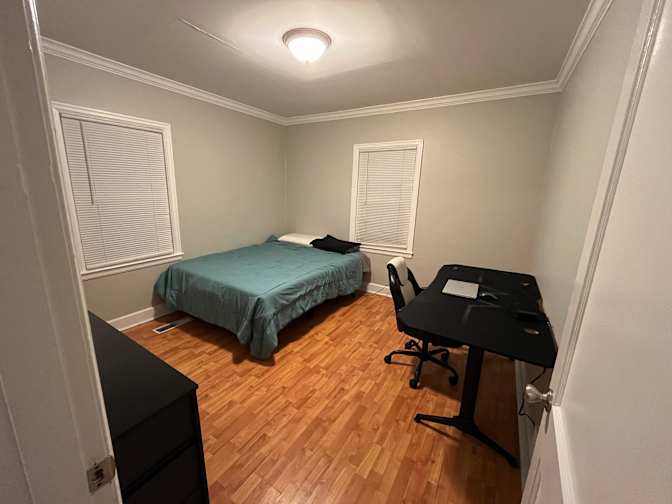 sean fails's room
