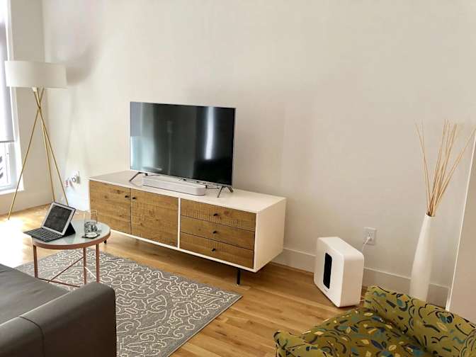 Alcove Rooms's room