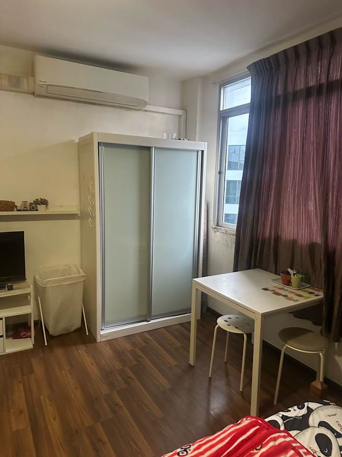Benjamin's room