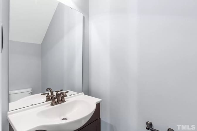 Alcove Rooms's room