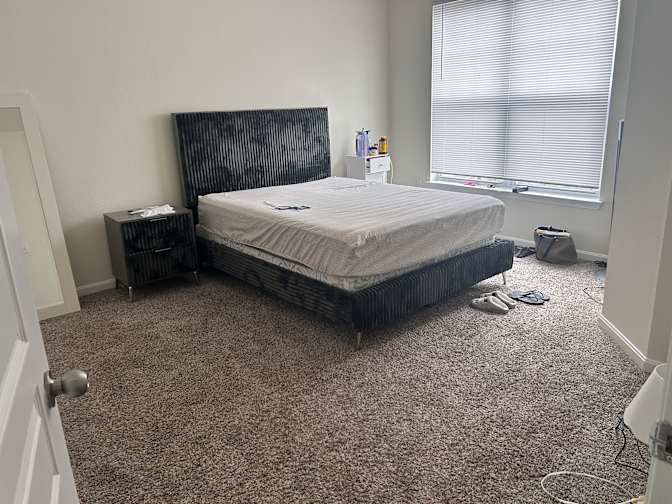 Esha's room