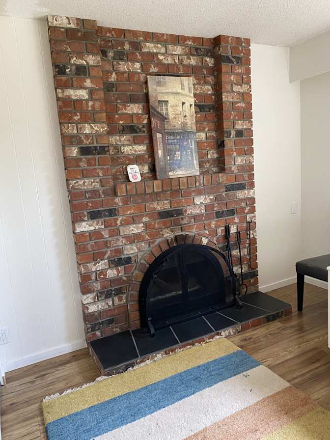 Burns Family's room
