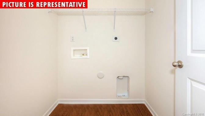 Alcove Rooms's room
