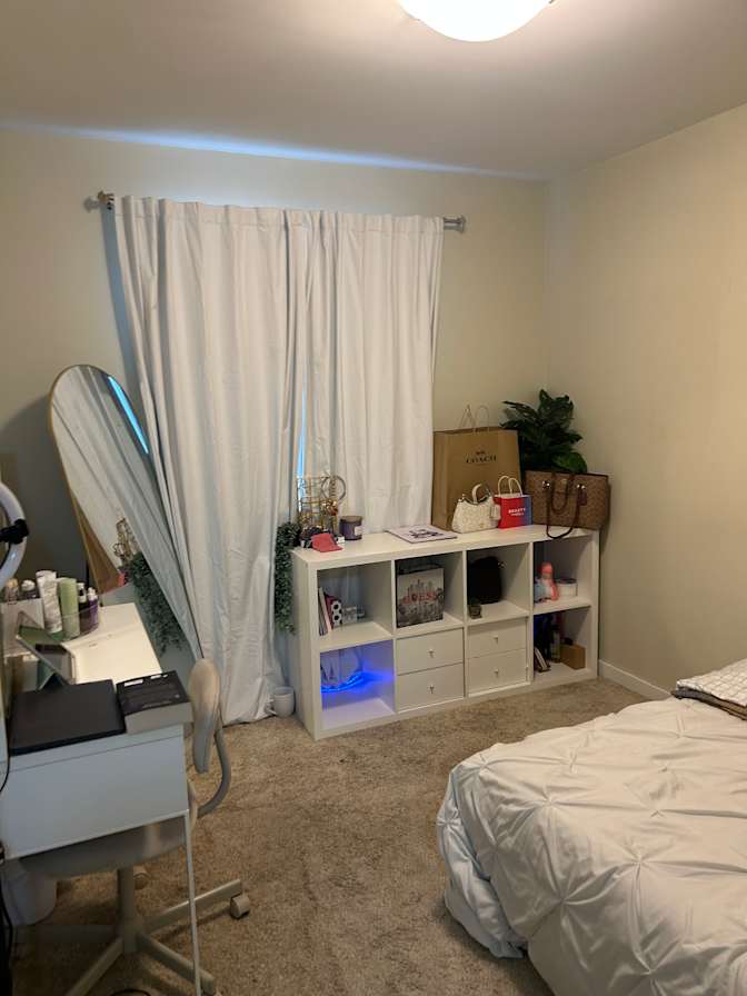 Tega's room