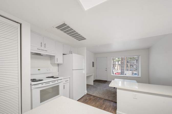 Highland Village Apartments's room