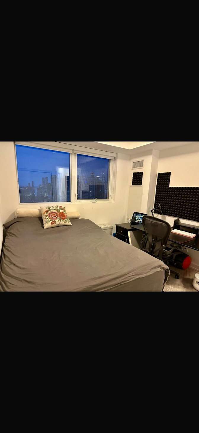 Hasan's room
