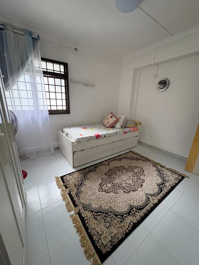 Juwita's room