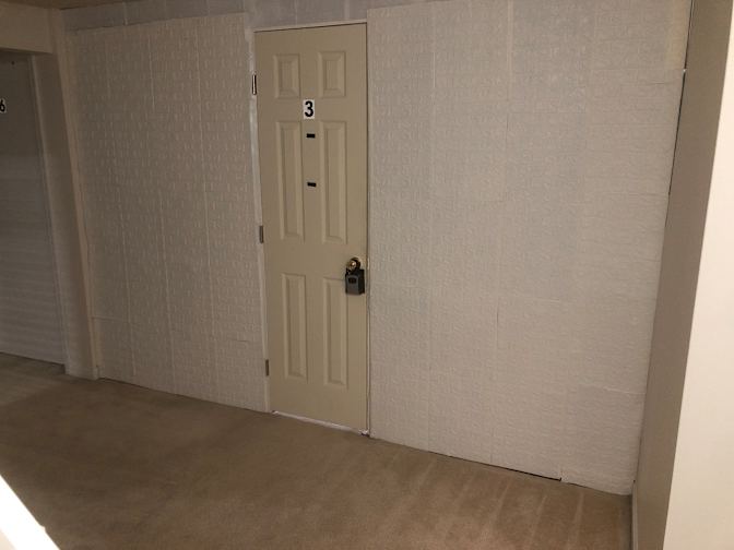 Duc's room