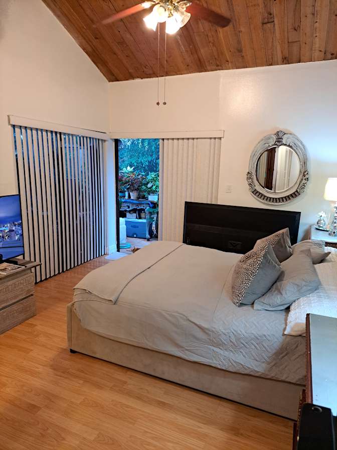 Janeth's room