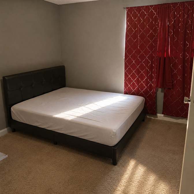 Valerie D's room