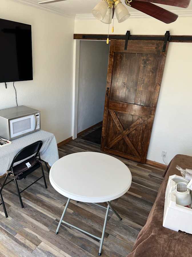 Sez's room