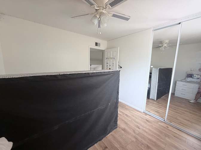 Joe Vanna's room