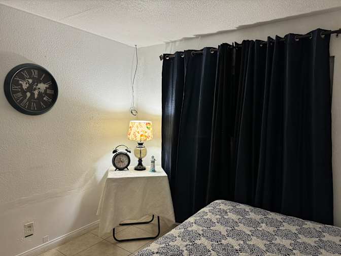 Xiomara's room